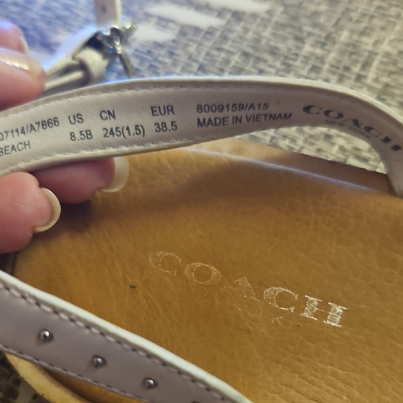 Coach White Leather Sandals with Feather Detail Size 8 1/2 - Picture 8 of 8
